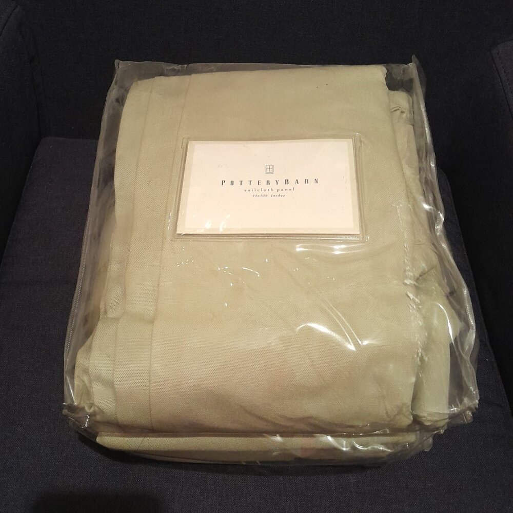 Pottery Barn Curtains: Set of 4 - Picture 2 of 7